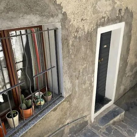 Casa Curie 17 In Borgo Storico Hébergement de vacances